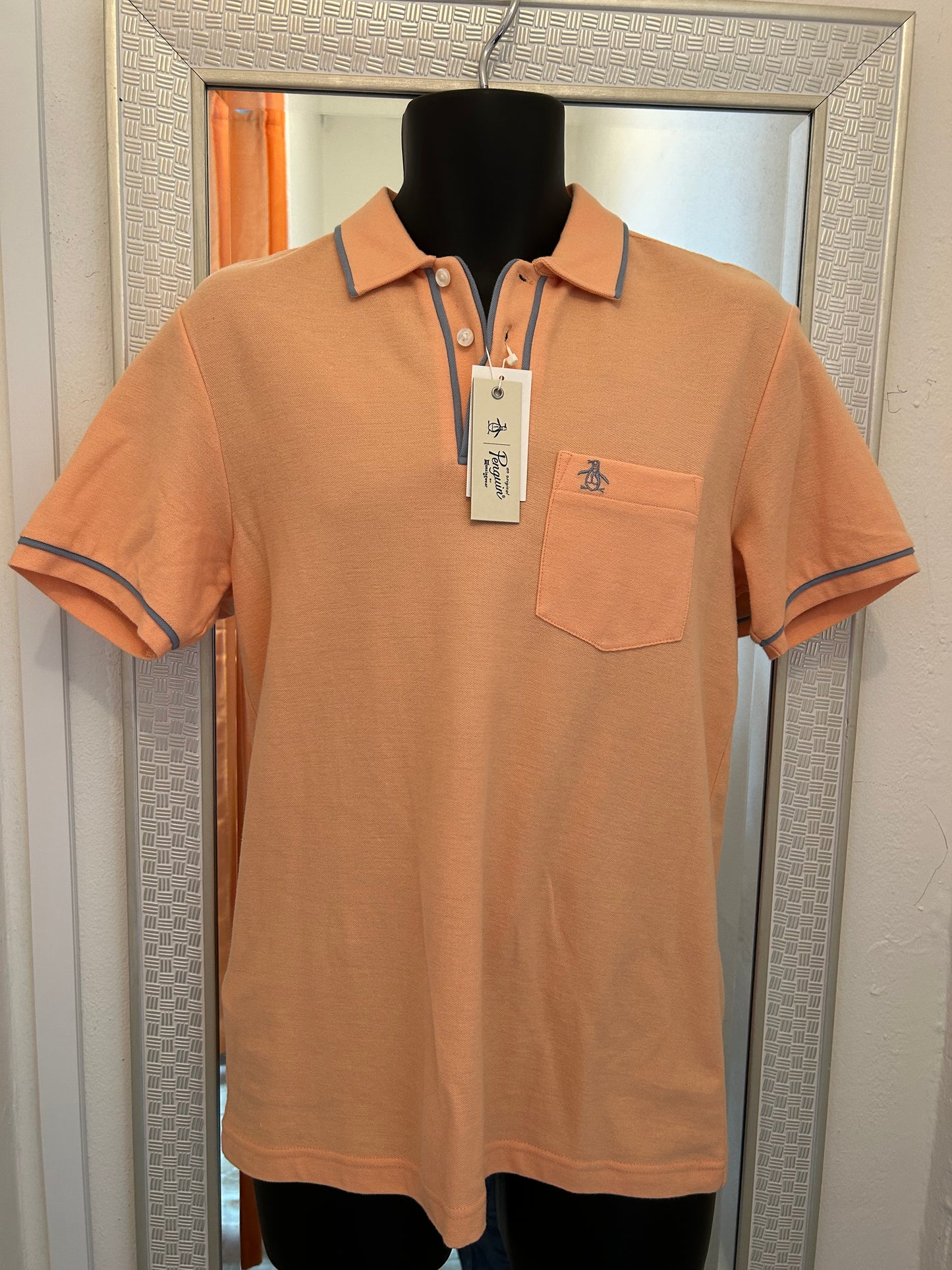 ORIGINAL PENGUIN ORANGE AND GREY DETAILS